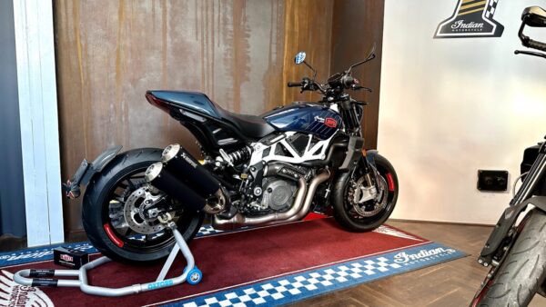FTR X 100 % R CARBON 2024 29/400 - Image 5