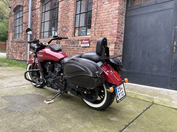 Indian Scout Sixty - Image 12