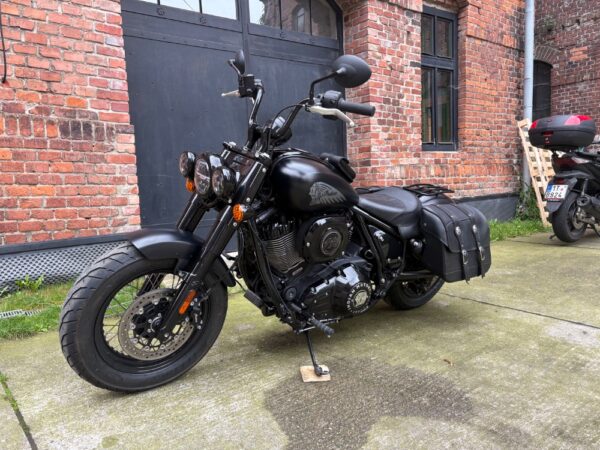 Indian Chief Bobber Dark Horse - Image 3